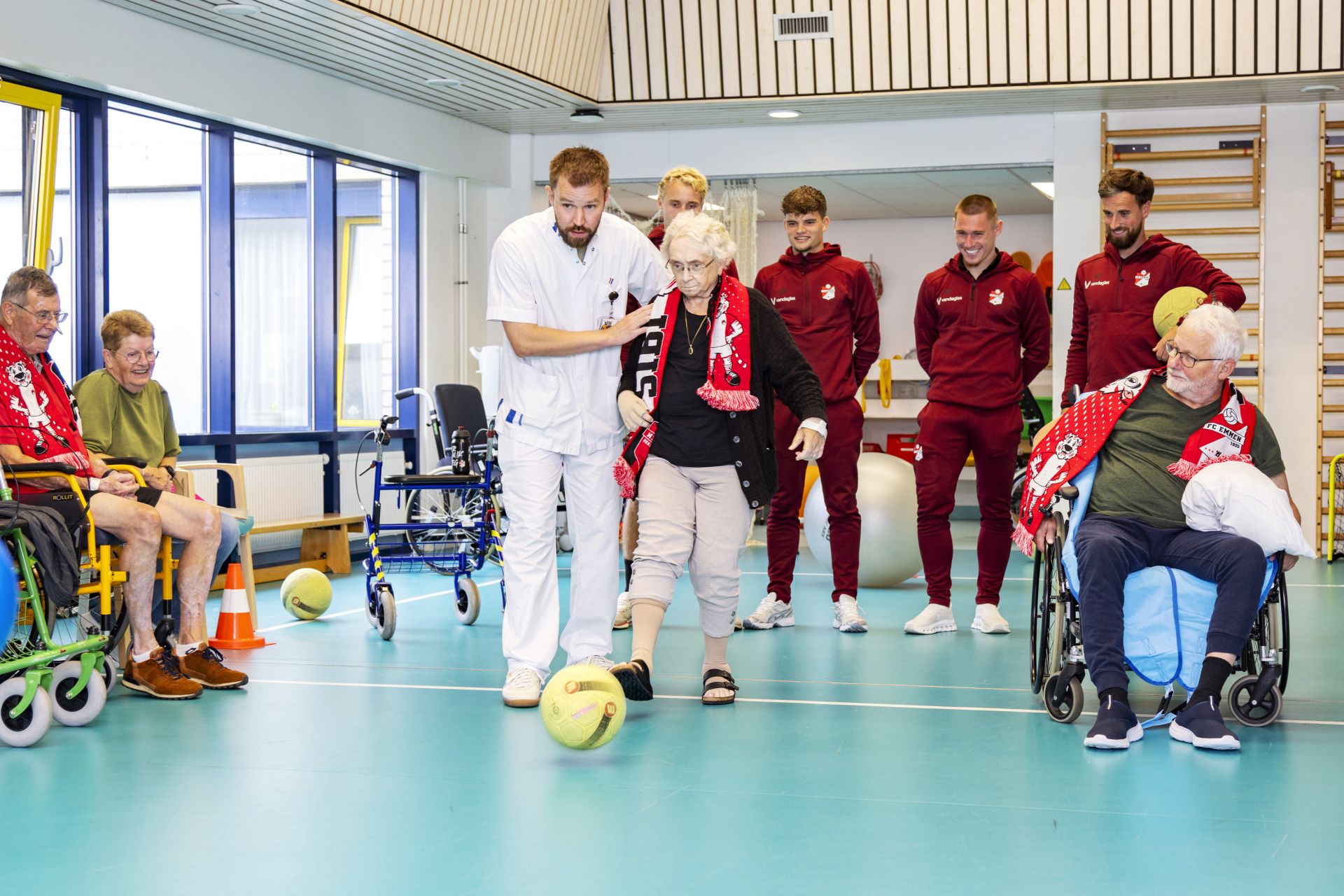 FC Emmen zoekt patiënten van de afdeling fysiotherapie